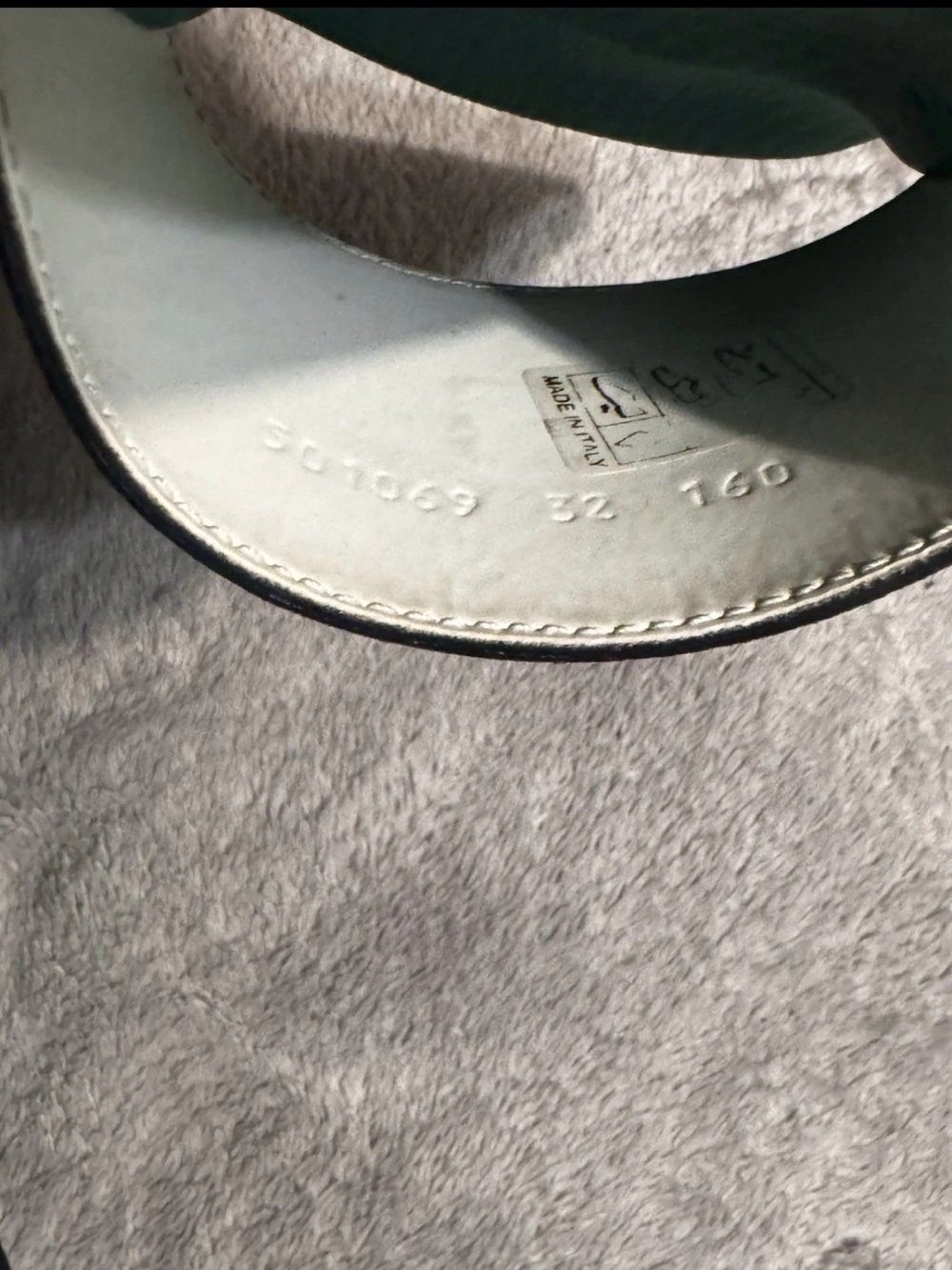 Gucci Toddlers' GG Supreme Baseball Slides Size 1 Kids Sandals - Picture 5 of 6